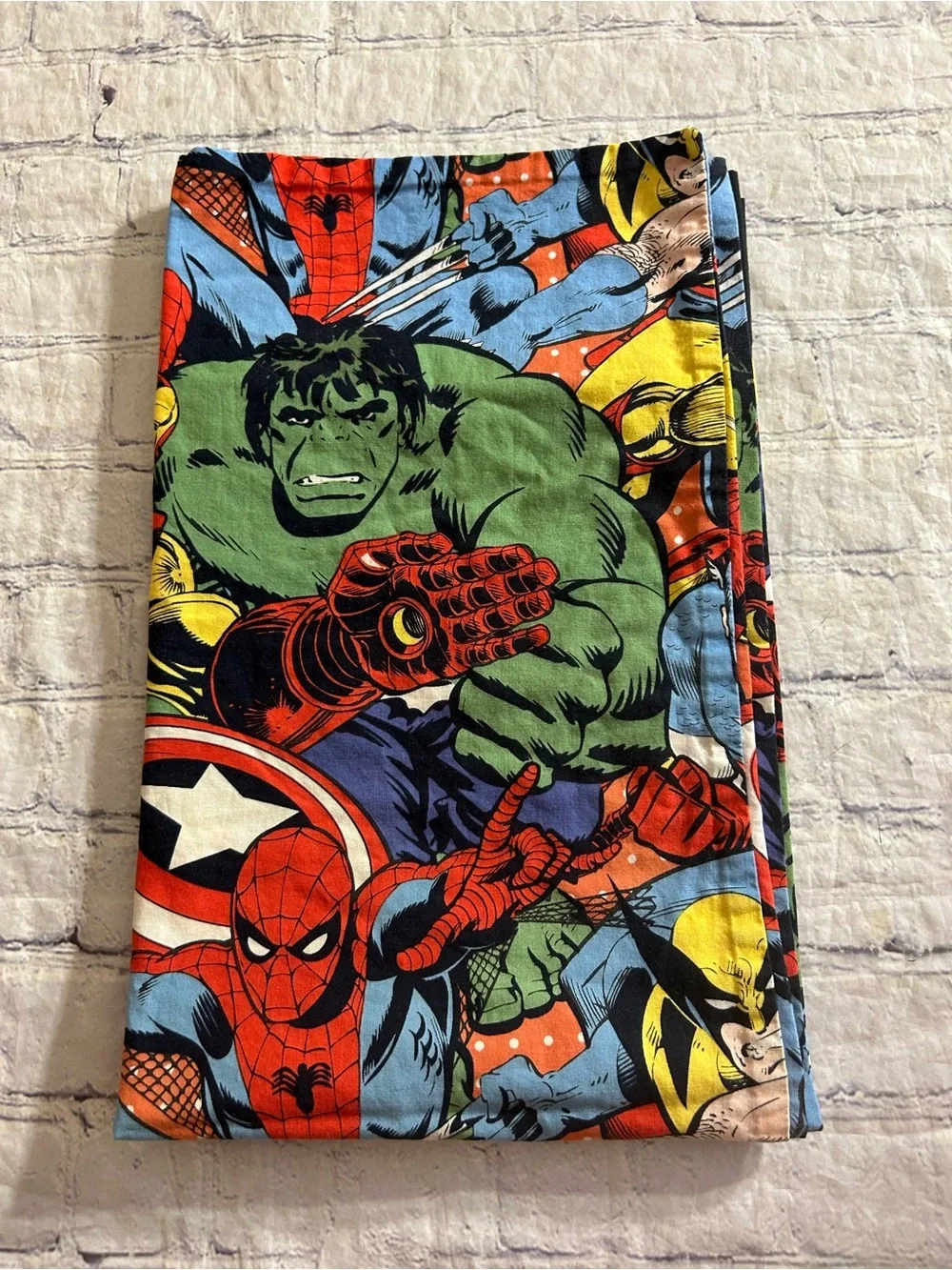VINTAGE STYLE COTTON FABRIC CLASSIC MARVEL SUPERHEROES LIKE HULK PILLOW CASE (1)